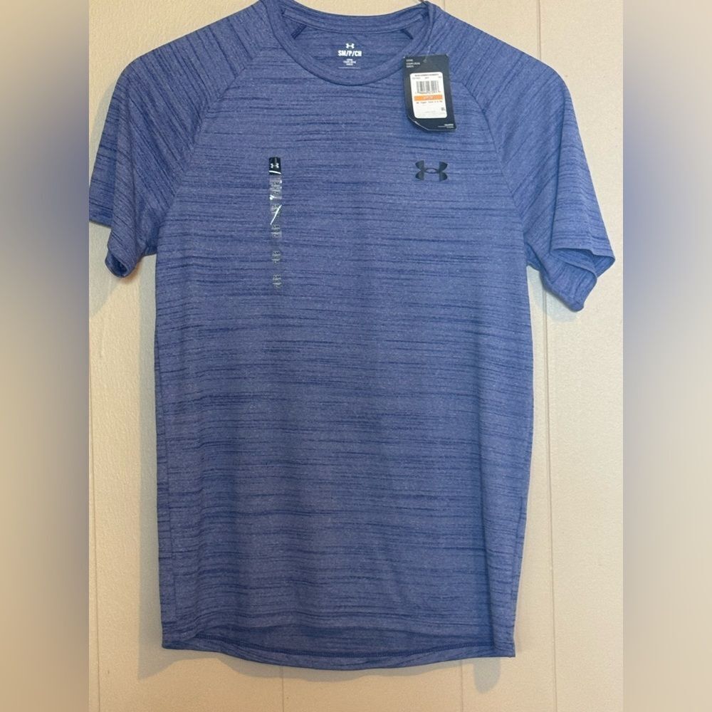 Under Armour Men's Blue Shirt‎